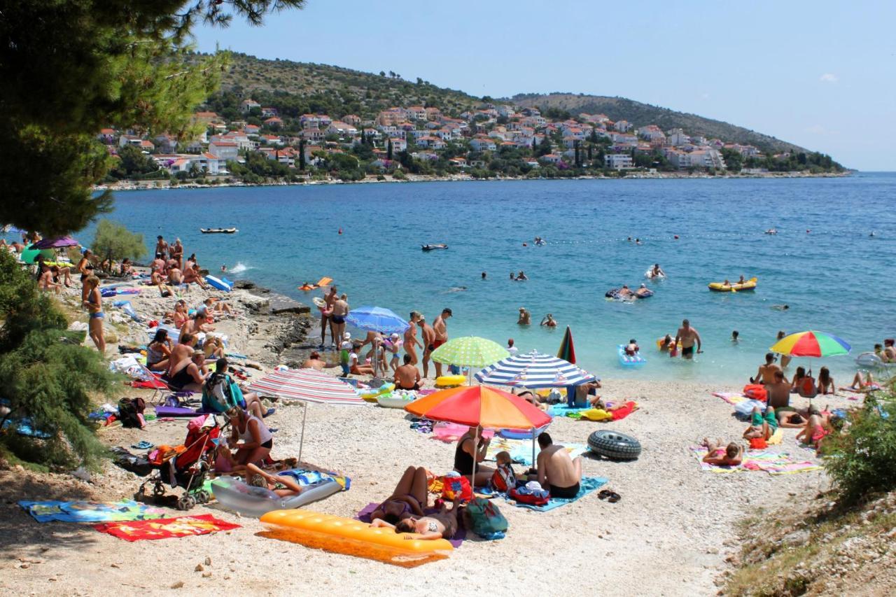 Apartments With A Parking Space Mavarstica, Ciovo - 17803 Trogir Exterior foto